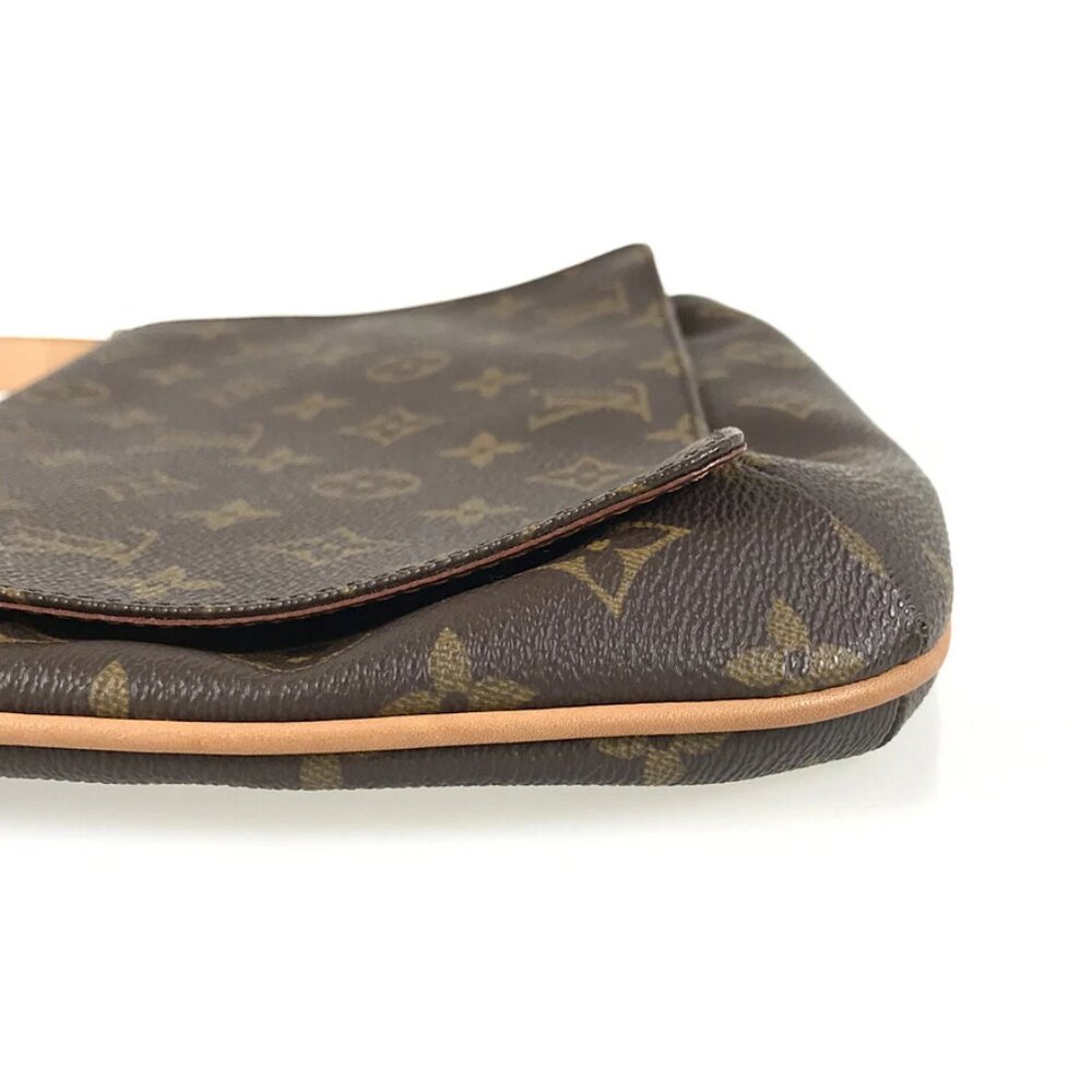 LOUIS VUITTON Monogram Musette Tango Short M51257 Shoulder bag - Picture 6 of 16
